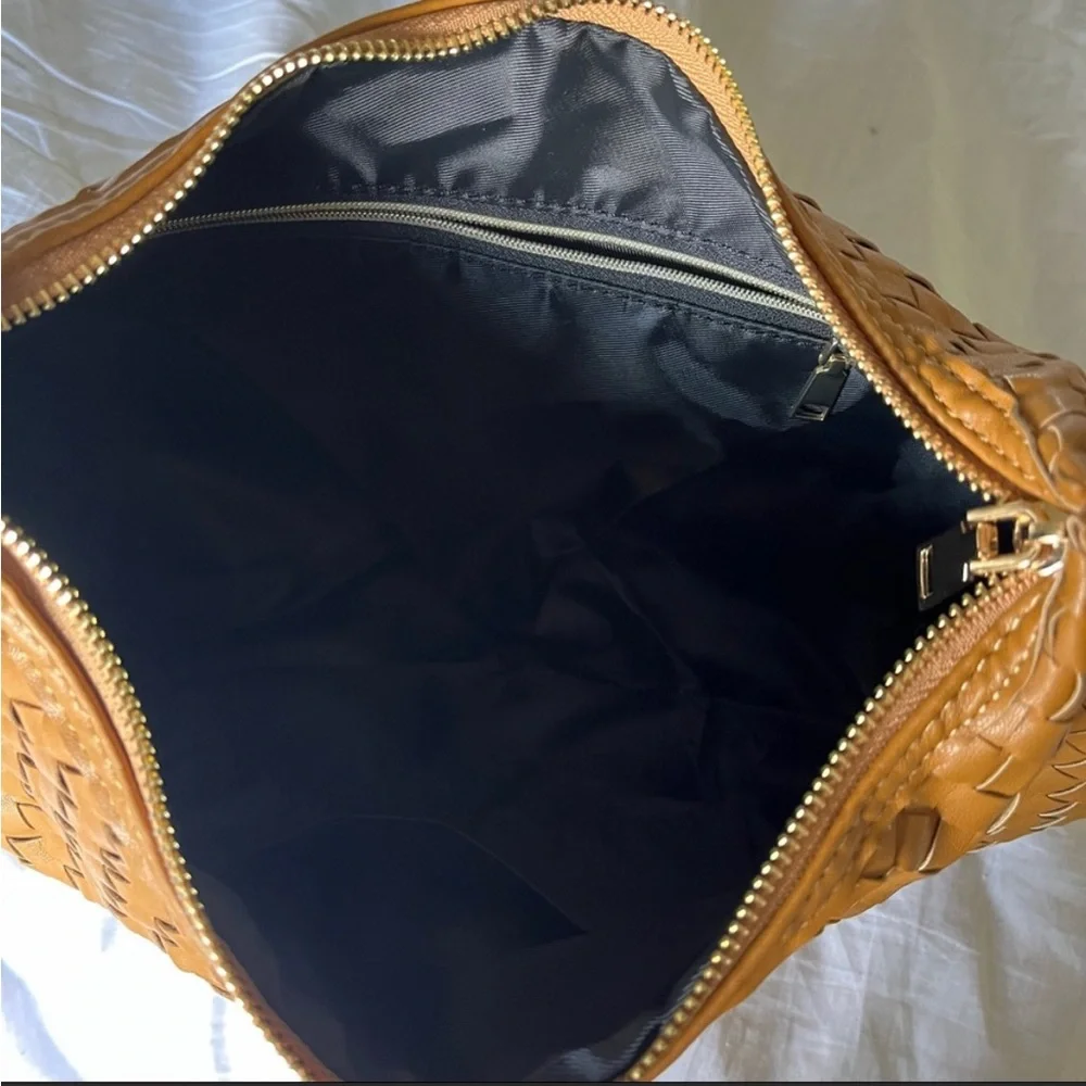 Nasty Gal Camel Vegan Leather Woven Zip Up Hobo Jodi style Bag - Picture 6 of 7